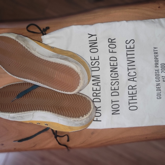 Golden goose mustard color - Picture 3 of 6